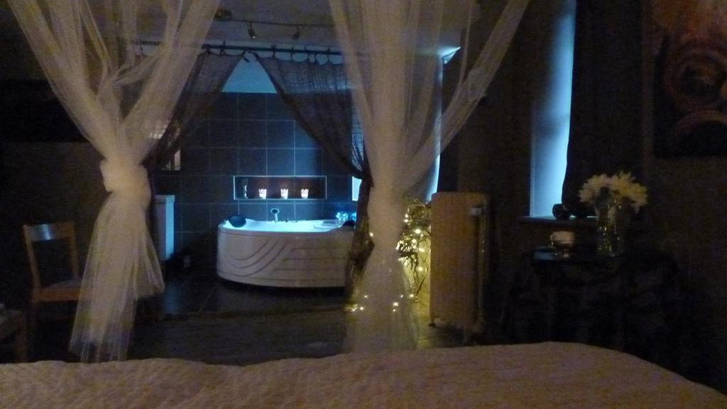 Francorchamps Guest House, Chambres Avec Ou Sans Jacuzzi Malmedy Pokój zdjęcie